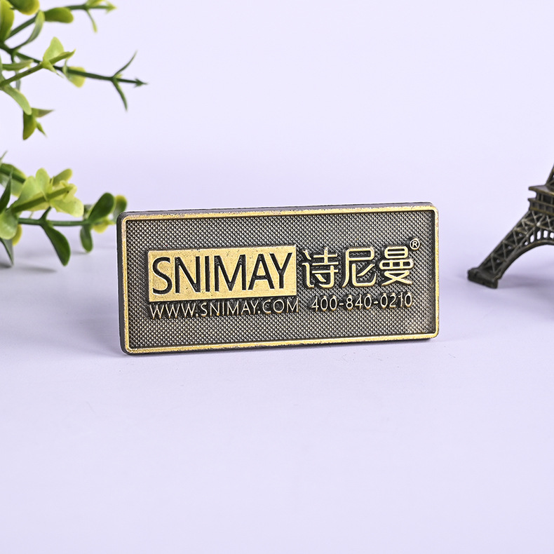 鋅合金標(biāo)牌 金屬小標(biāo)牌 鋅合金絲印銘牌 壓鑄鋅合金標(biāo)牌 電鍍鋅合金標(biāo)牌