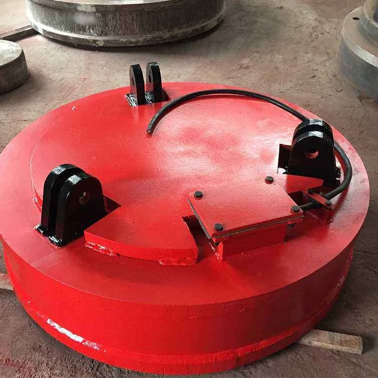 2噸圓形電磁吸盤(pán)生產(chǎn)廠(chǎng)家-廠(chǎng)家報(bào)價(jià)-廠(chǎng)家供應(yīng)-哪里有-哪里好 廢鋼廠(chǎng)用廢鐵吊運(yùn) 磁力均勻操作方便耐磨性好