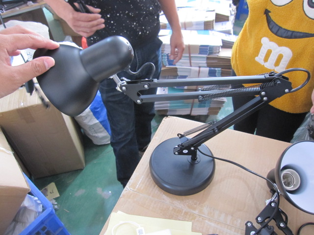 第三方服務(wù) 驗(yàn)貨服務(wù) 浙江華檢--臺(tái)燈第三方質(zhì)檢公司