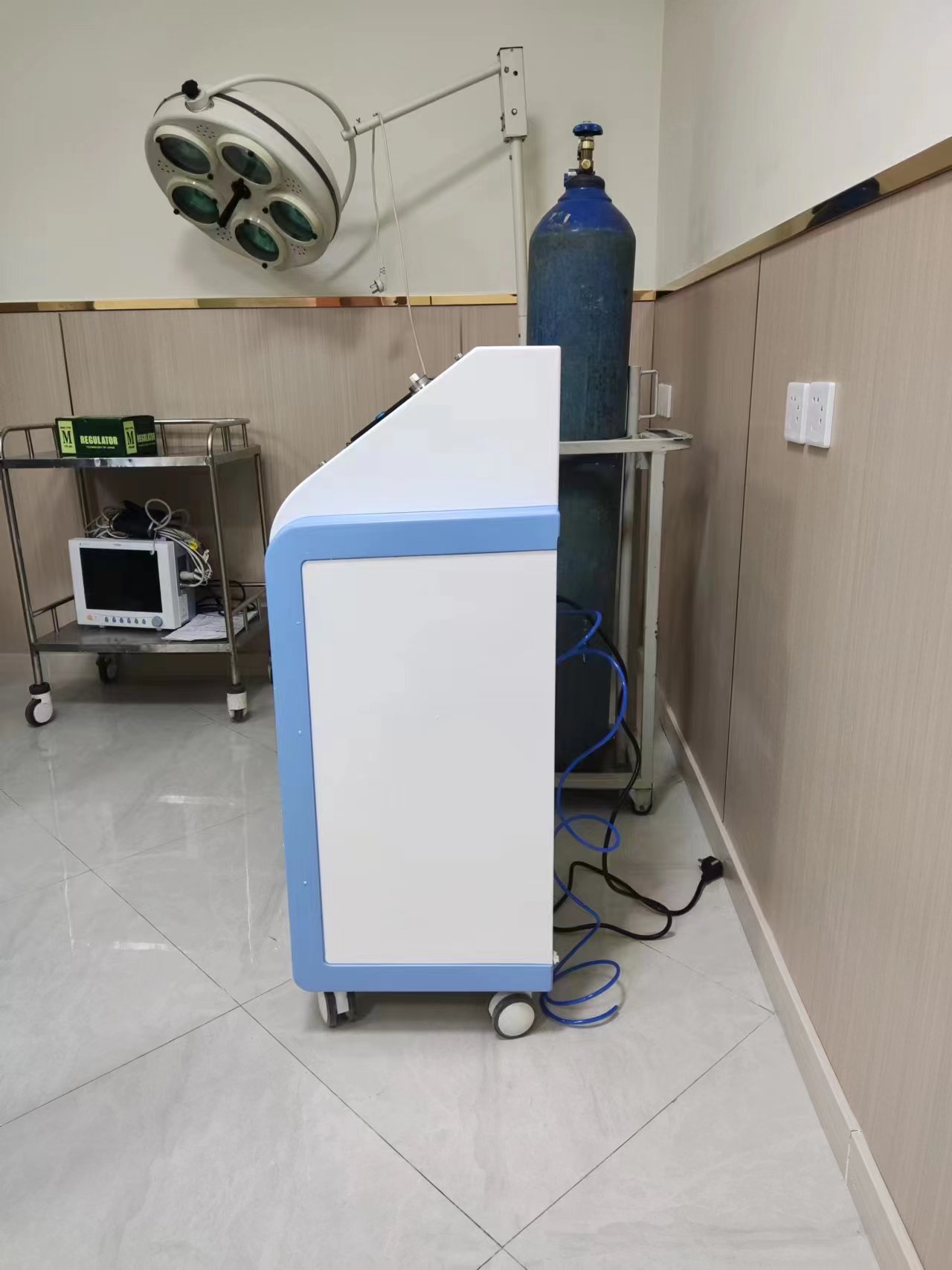 JZ-3000型 柜式機(jī) 金正醫(yī)用臭氧*儀 中標(biāo)產(chǎn)品 超氧三氧*儀