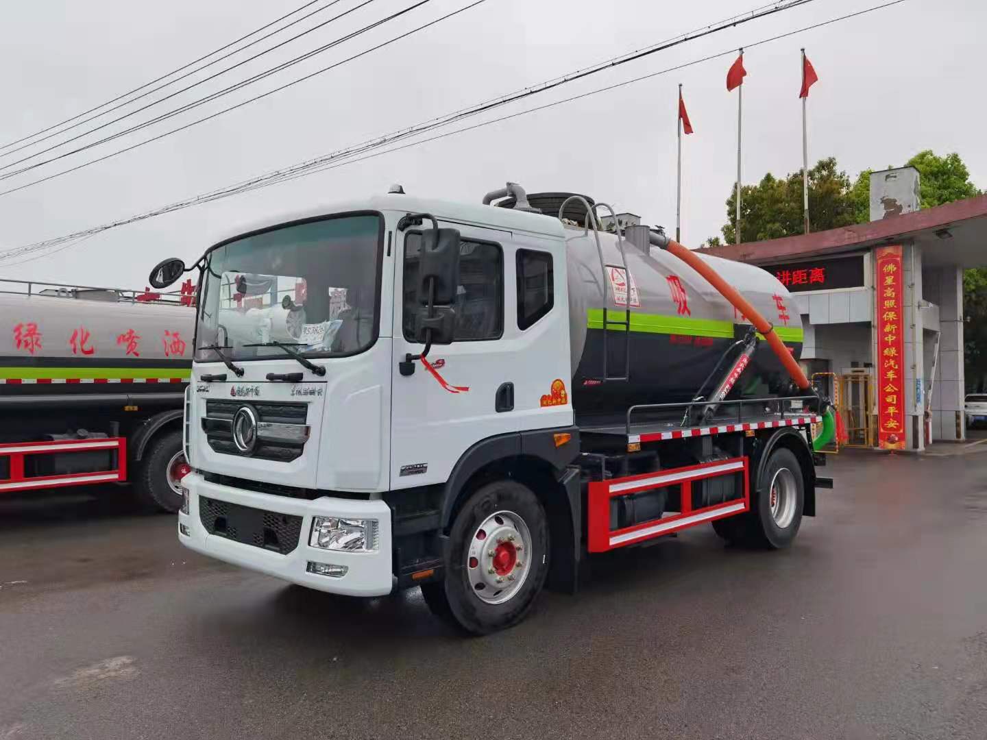 10方吸污車 吸污車價格 吸污車批發(fā) 吸污車供應(yīng)  吸污車批發(fā)價格【湖北新中綠專-用汽車有限公司】