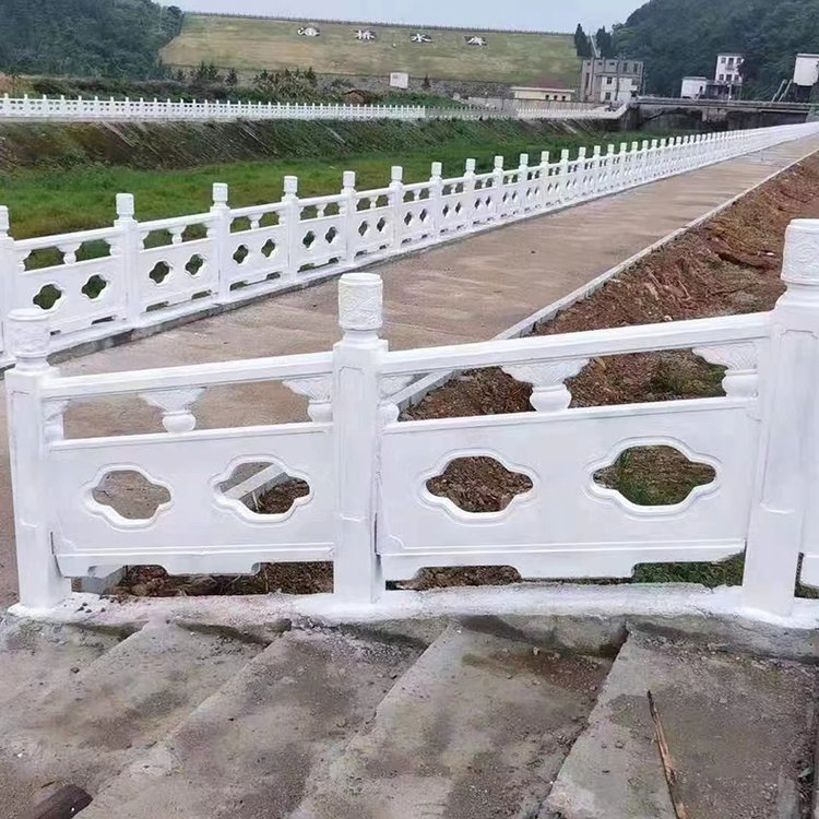 江蘇新農(nóng)村仿木護欄廠家定制,規(guī)格齊全