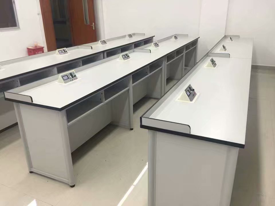 廣東 定制安裝普教臺(tái)柜廠商_普教實(shí)驗(yàn)臺(tái)批發(fā)價(jià)格