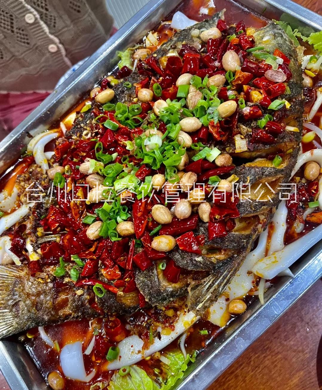 臺州口粒小吃培訓萬州烤魚來口粒-錫紙燒烤專業(yè)培訓   長沙臭豆腐專業(yè)培訓-錫紙燒烤專業(yè)培訓公司
