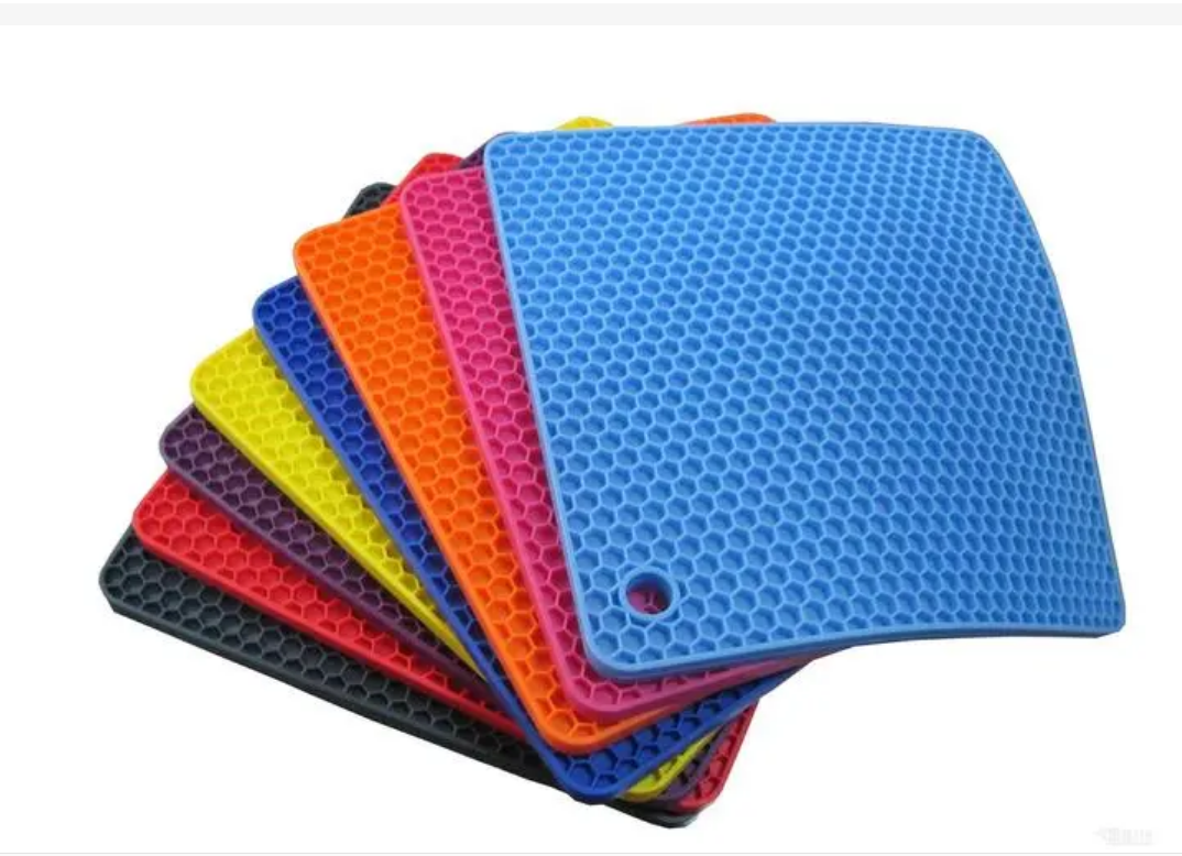 硅膠墊批發(fā)價(jià) 硅膠墊廠(chǎng)家價(jià)格 硅膠墊報(bào)價(jià)