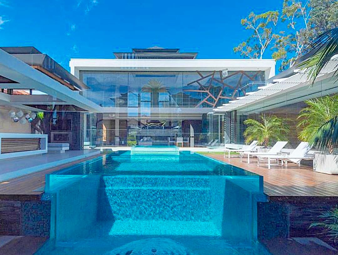 北京亞克力泳池設(shè)計(jì)方案一體就選北京誠信魚悅科技發(fā)展有限公司