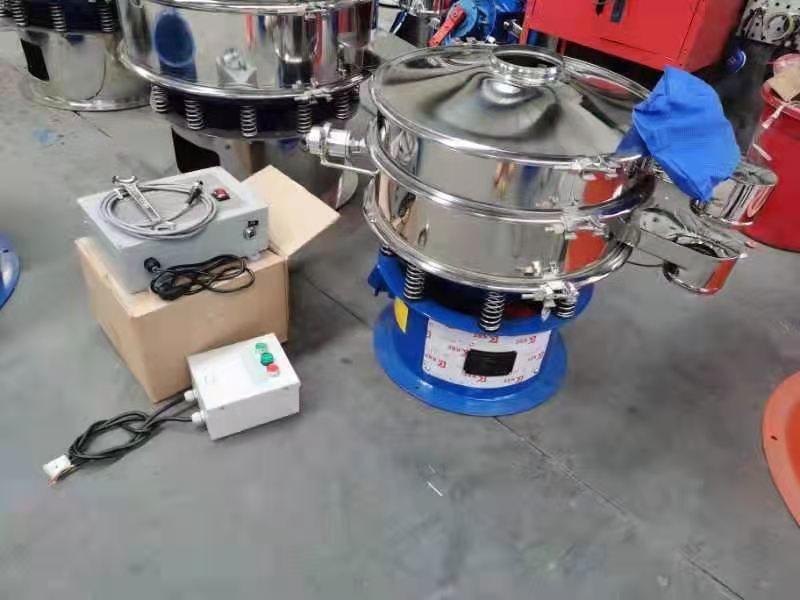 影響振動(dòng)篩分設(shè)備工作過程的三大因素