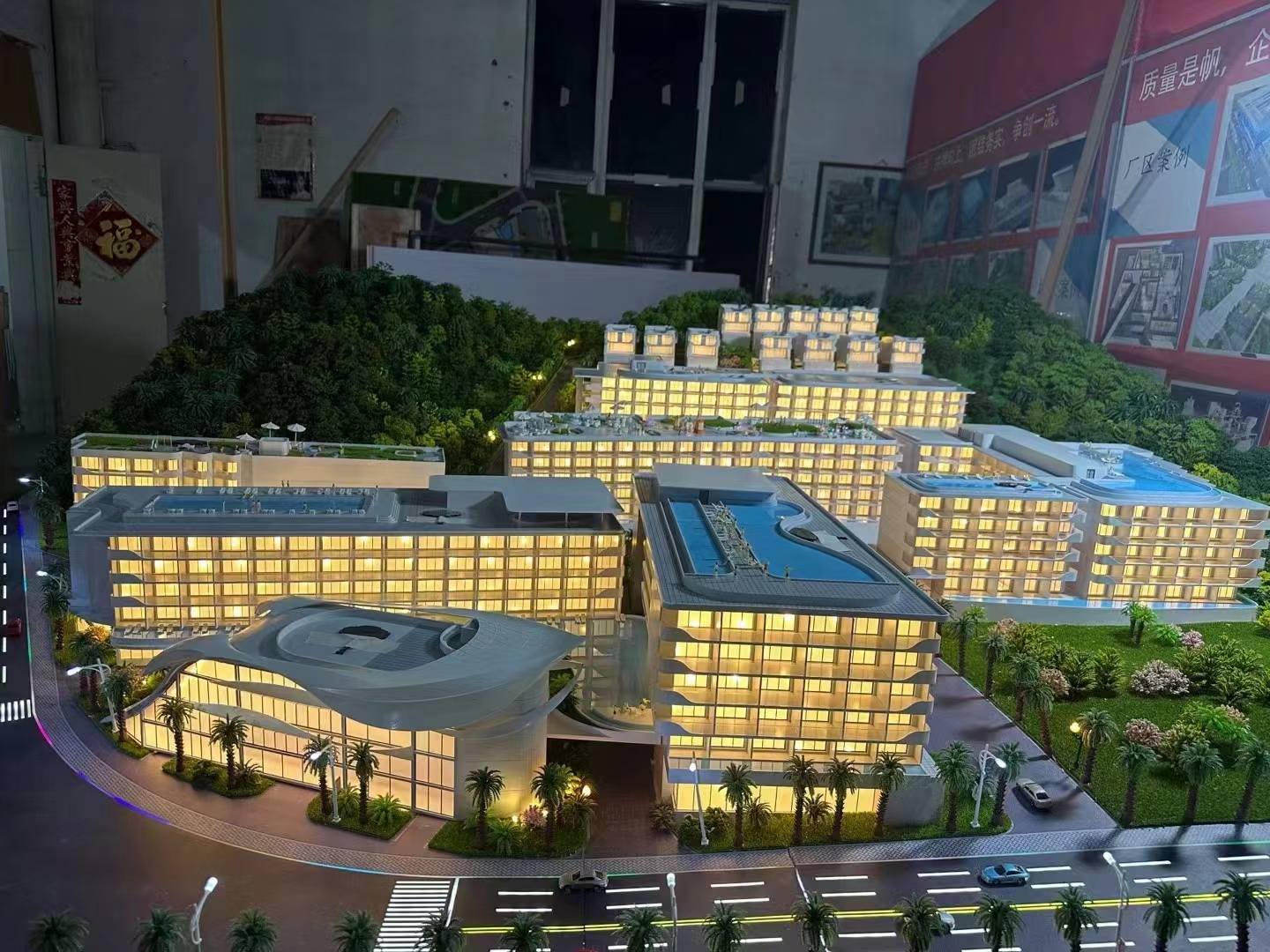 【出售】 定做酒店沙盤(pán)價(jià)格，酒店沙盤(pán)出廠(chǎng)價(jià)格 沙盤(pán)模型一般多少錢(qián) 沙盤(pán)的制作價(jià)格【大連藝匠模型科技】