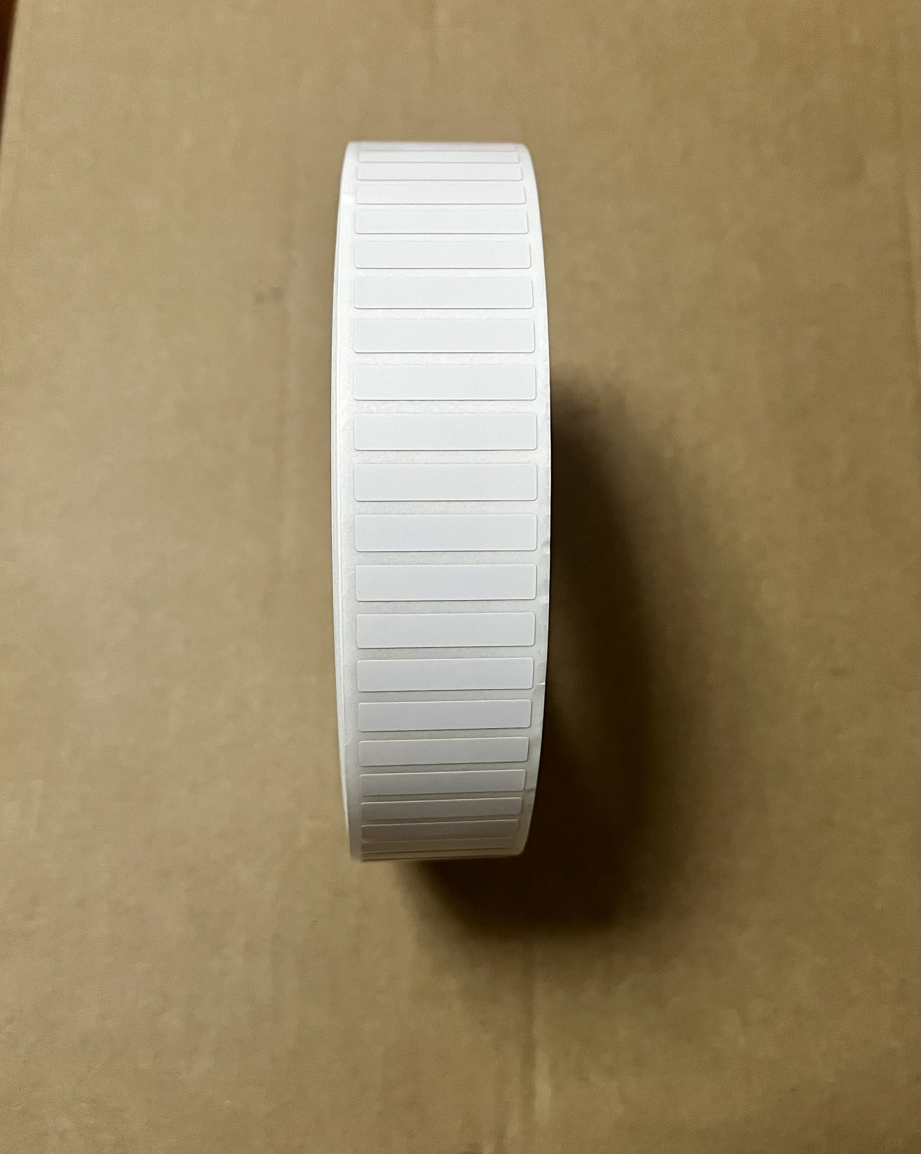 耐300度高溫標(biāo)簽紙 耐300度高溫?zé)崦魳?biāo)簽紙