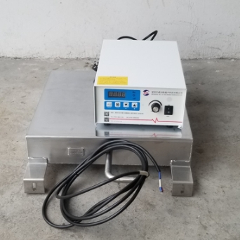 工業(yè)超聲波清洗機(jī)投入懸掛式震板廠家 工業(yè)超聲波清洗機(jī)投入懸掛式震板報(bào)價(jià)