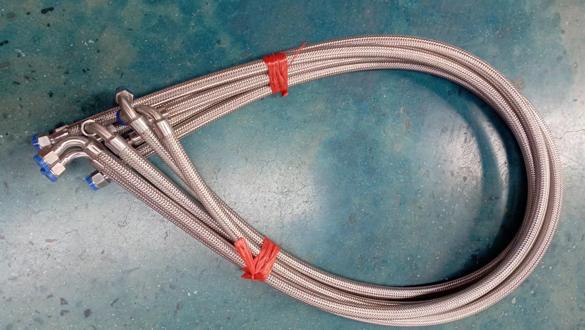 液壓金屬軟管廠家，液壓金屬軟管批發(fā)，液壓金屬軟管價(jià)格【衡水諾達(dá)液壓機(jī)電設(shè)備】