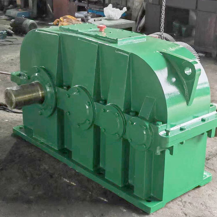 江蘇泰隆減速機(jī) QJSD560起重機(jī)減速器 QJS-D560-125-IIP齒輪硬度高