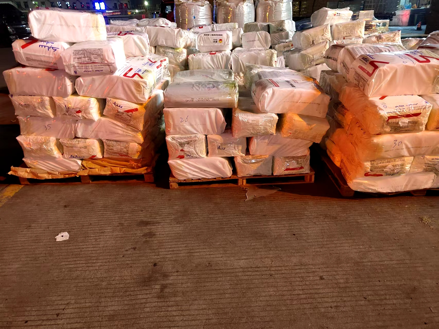 深圳東莞到成都長(zhǎng)途專線 整車物流 零擔(dān)運(yùn)輸 轎車托運(yùn) 大件運(yùn)輸全國(guó)各地    深圳發(fā)往成都公路運(yùn)輸