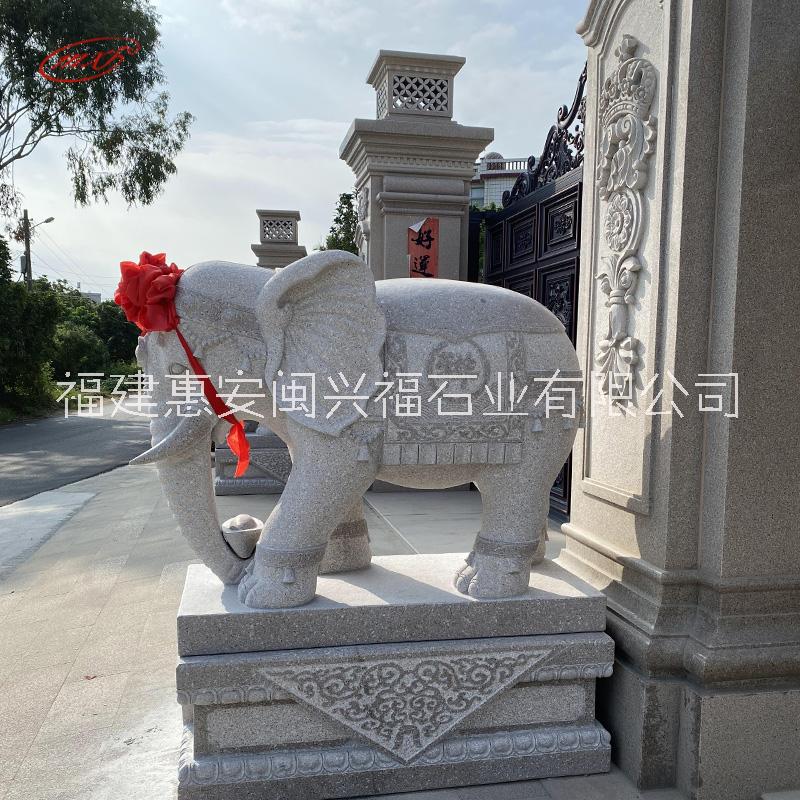 石雕大象商場門口花崗巖大象別墅公司門口動物雕塑石頭大象廠家擺件