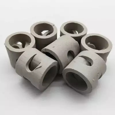 廠家供應(yīng)陶瓷階梯環(huán) 陶瓷散堆填料 38mm耐酸堿陶瓷階梯環(huán)填料