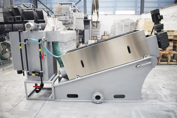 污泥脫水疊螺機(jī)廠家 污泥脫水疊螺機(jī)價格 污泥脫水疊螺機(jī)供應(yīng)商 【杭州康源過濾機(jī)有限公司】