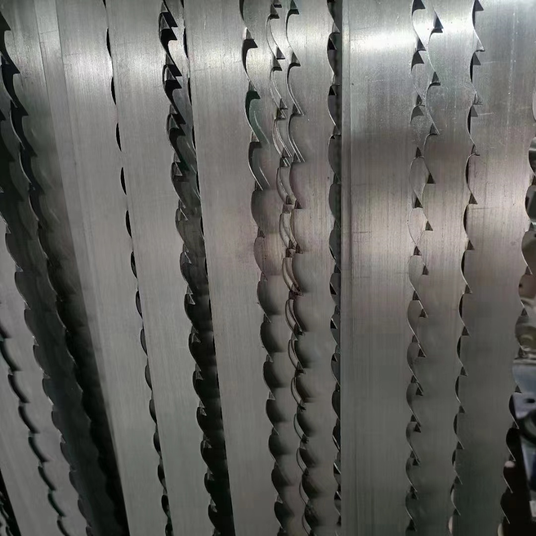 泉州 進(jìn)口淬火月牙齒刀現(xiàn)貨供應(yīng)_鋸條月牙刀帶批發(fā)價(jià)格