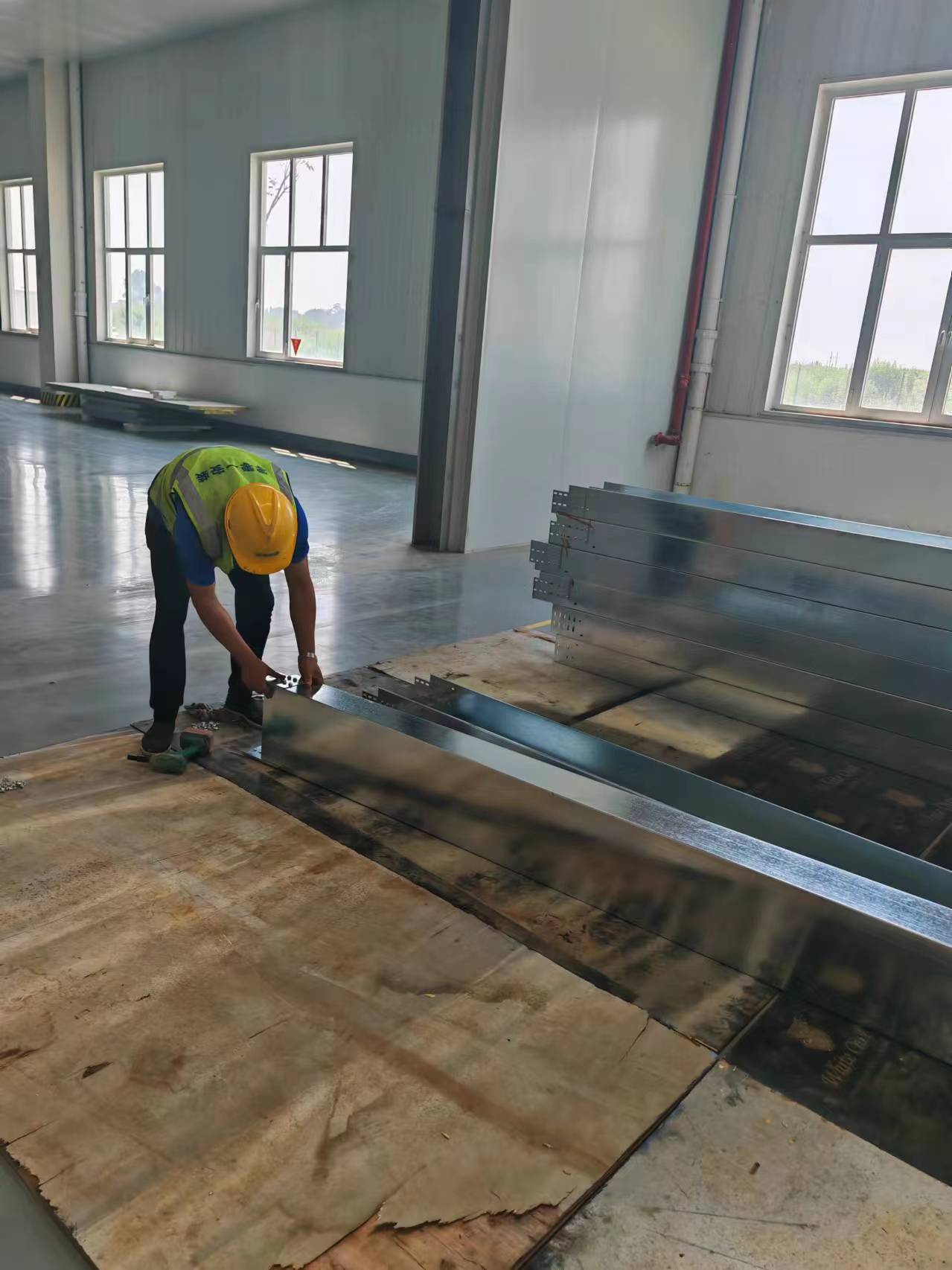 電力施工安裝找哪家公司_施工隊_報價_聯(lián)系電話【青島匯城達(dá)建筑安裝工程有限公司】