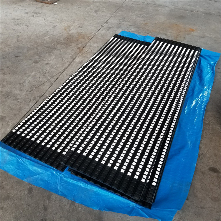 陶瓷膠板 CN層陶瓷包膠 滾筒包膠 電廠現(xiàn)場冷硫化包膠